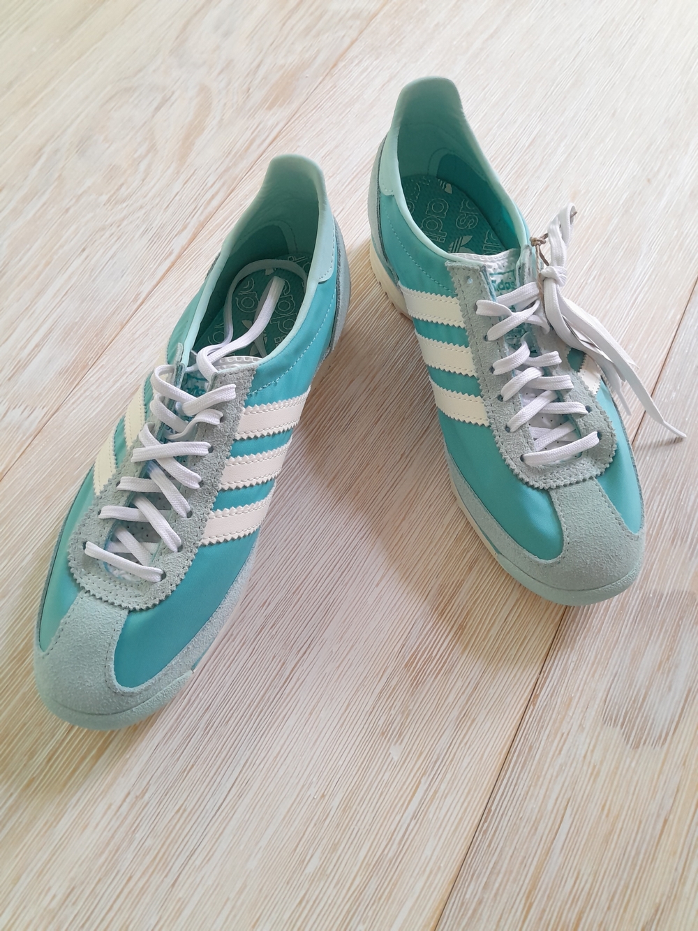 Adidas Originals SL 720G W-Easy Mint/Semi Flash Aqua/US 6/ Fits Like US 6.5